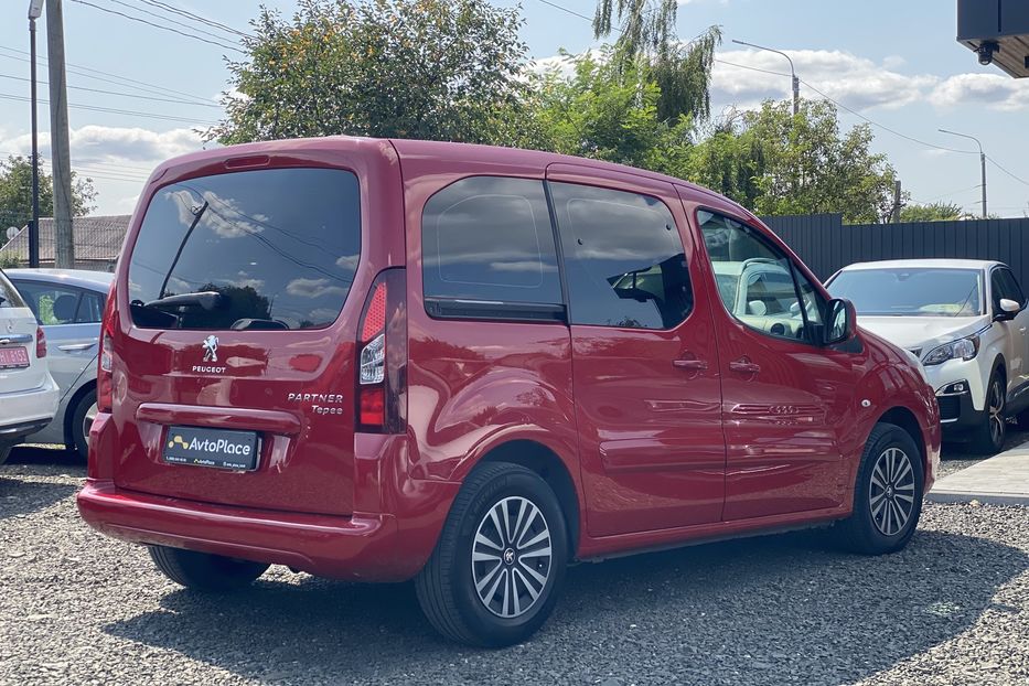 Продам Peugeot Partner пасс. 2014 года в Луцке