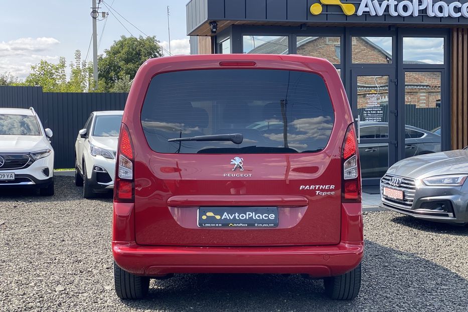 Продам Peugeot Partner пасс. 2014 года в Луцке