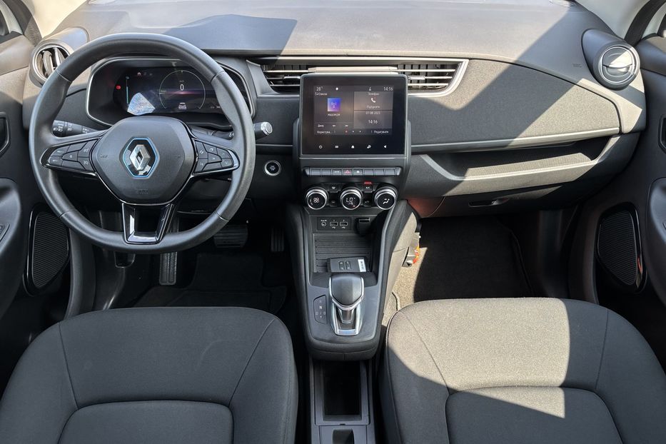 Продам Renault Zoe 51квт 2020 года в Львове