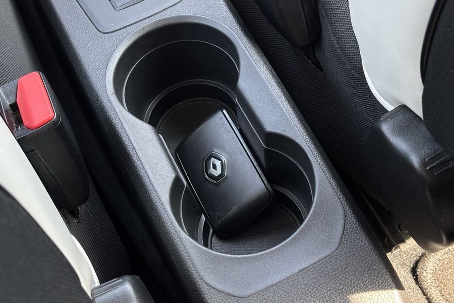 Продам Renault Zoe 51квт 2020 года в Львове