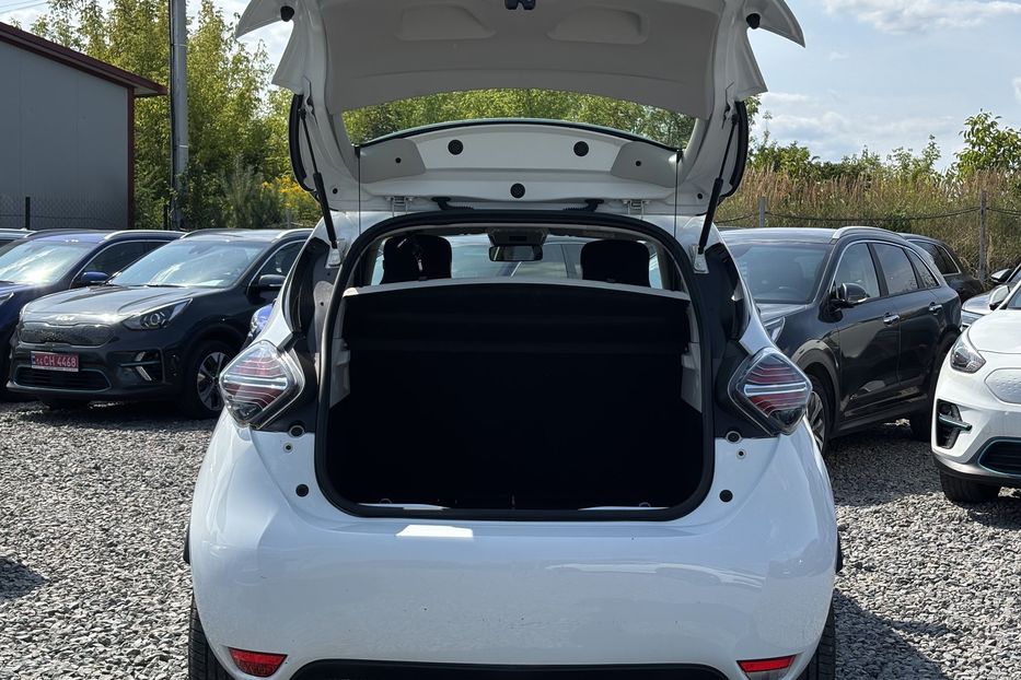 Продам Renault Zoe 51квт 2020 года в Львове
