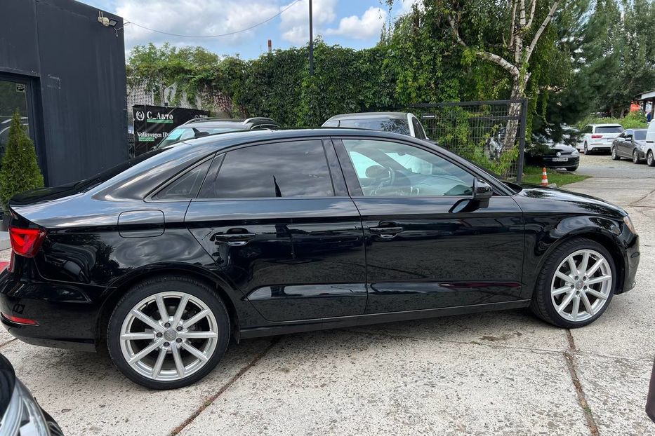 Продам Audi A3 2015 года в Черновцах