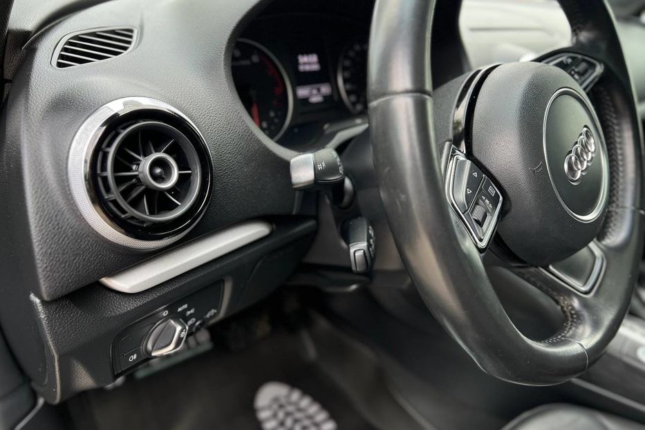 Продам Audi A3 2015 года в Черновцах