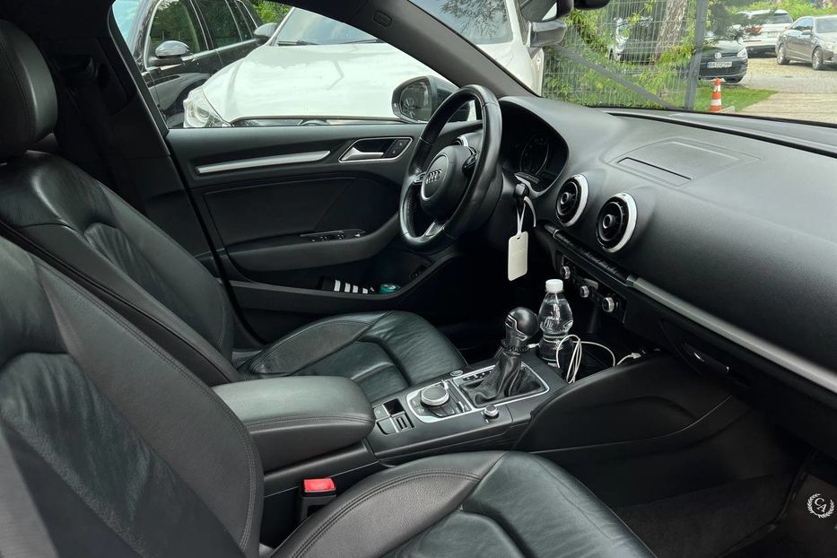 Продам Audi A3 2015 года в Черновцах