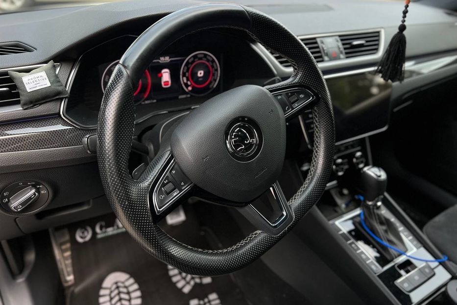 Продам Skoda Superb 2017 года в Черновцах