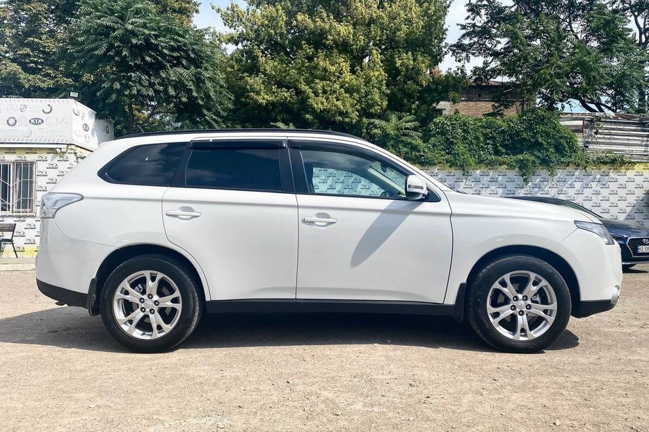 Продам Mitsubishi Outlander 2013 года в Днепре