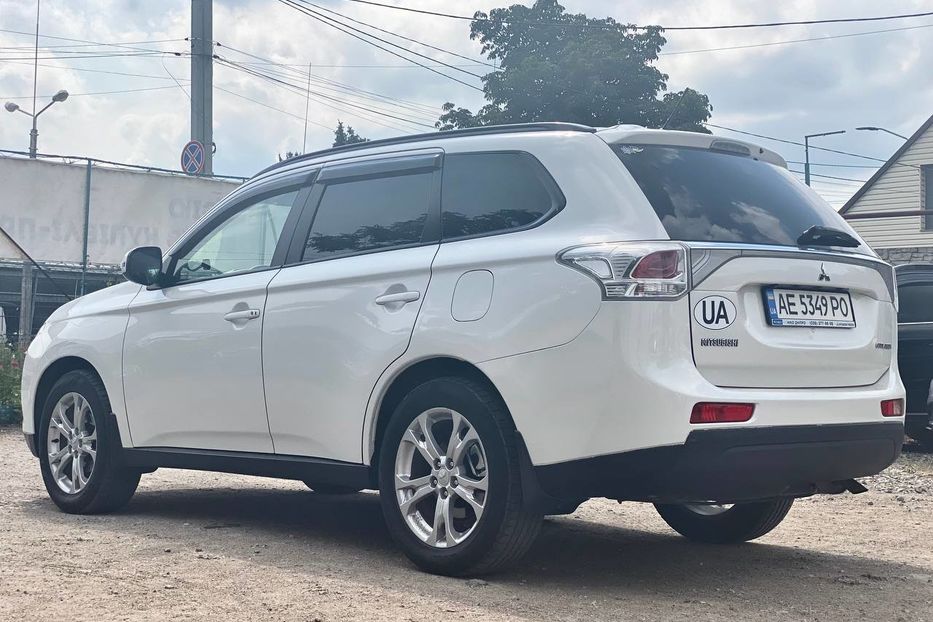 Продам Mitsubishi Outlander 2013 года в Днепре