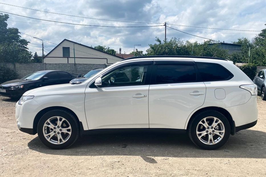 Продам Mitsubishi Outlander 2013 года в Днепре