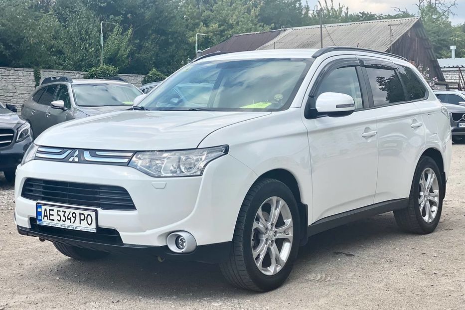 Продам Mitsubishi Outlander 2013 года в Днепре