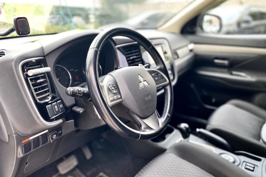 Продам Mitsubishi Outlander 2013 года в Днепре
