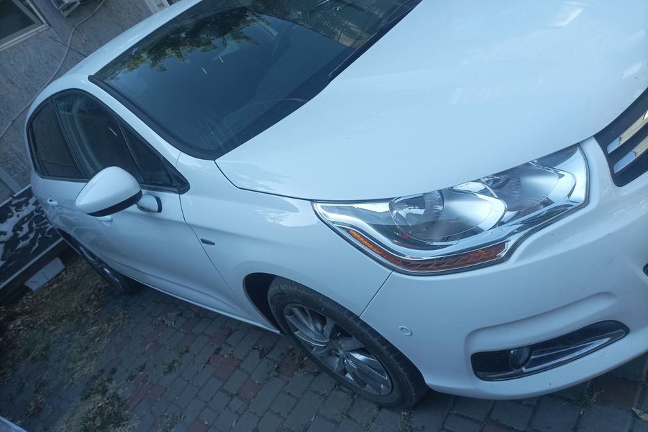 Продам Citroen C4 офицал 2012 года в Одессе