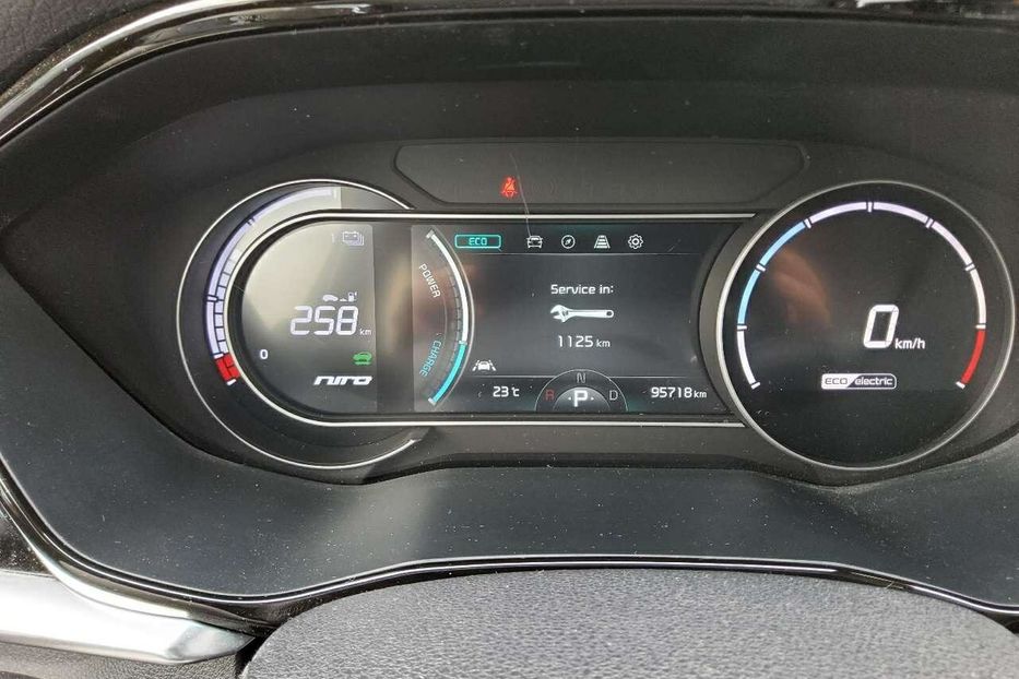 Продам Kia Niro 64kw авто в дорозі 2021 года в Львове