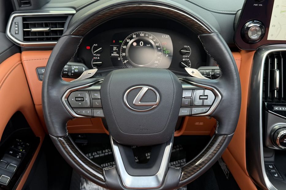 Продам Lexus LX 570 LX 600 Superior  2022 года в Киеве