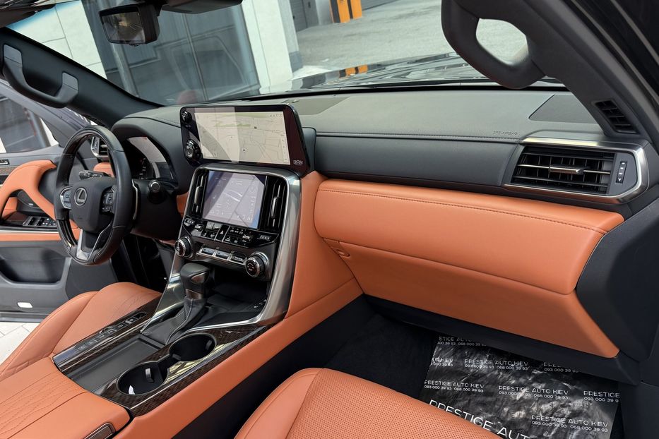 Продам Lexus LX 570 LX 600 Superior  2022 года в Киеве
