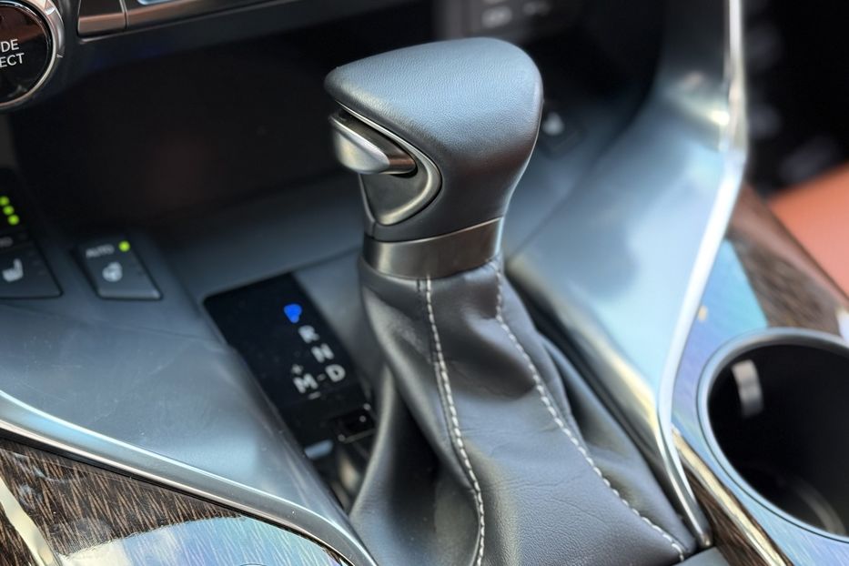 Продам Lexus LX 570 LX 600 Superior  2022 года в Киеве