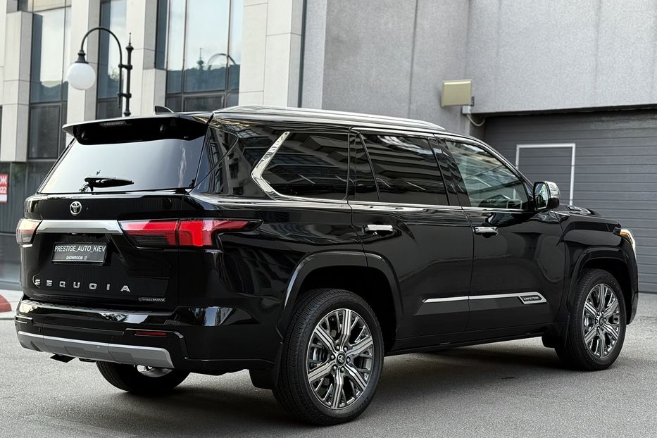 Продам Toyota Sequoia i-FORCE MAX ECT-i 2025 года в Киеве