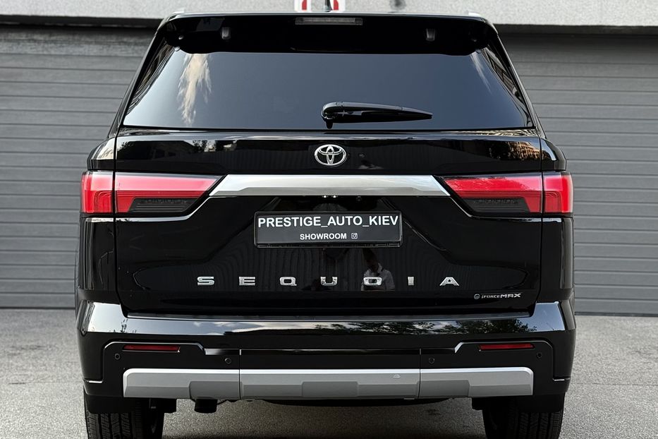 Продам Toyota Sequoia i-FORCE MAX ECT-i 2025 года в Киеве