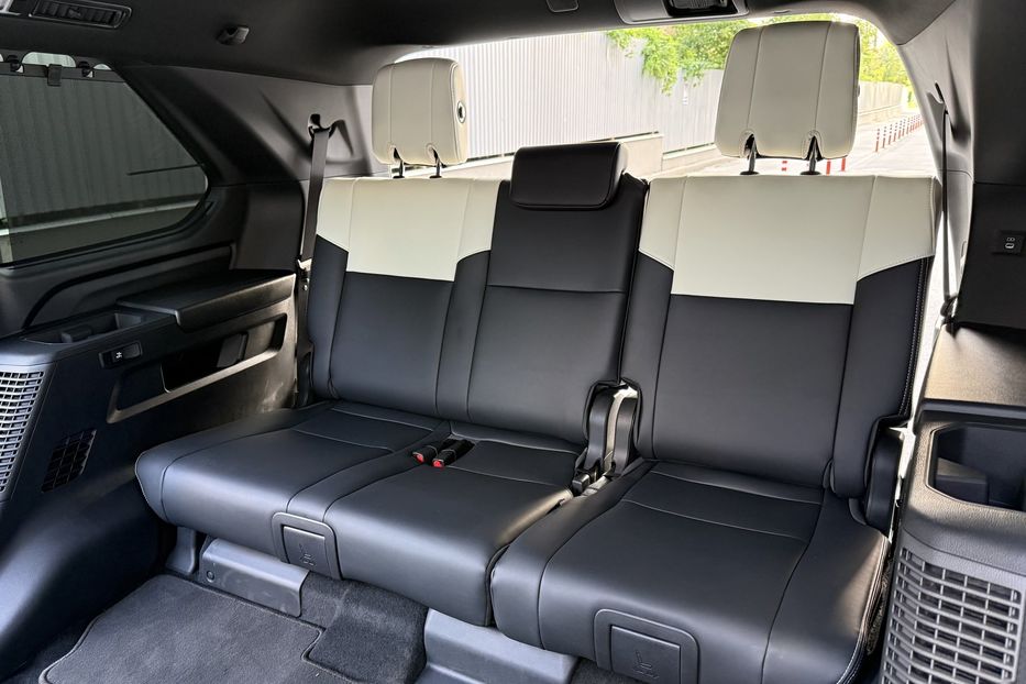 Продам Toyota Sequoia i-FORCE MAX ECT-i 2025 года в Киеве