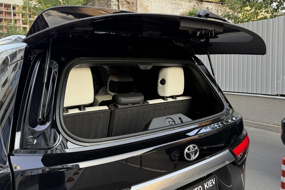 Продам Toyota Sequoia i-FORCE MAX ECT-i 2025 года в Киеве