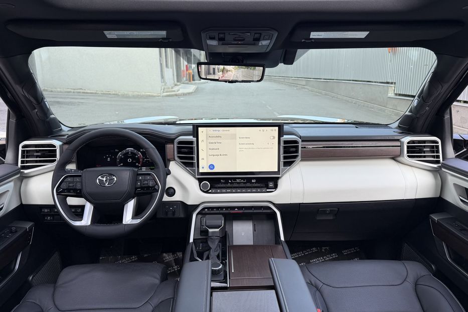Продам Toyota Sequoia i-FORCE MAX ECT-i 2025 года в Киеве