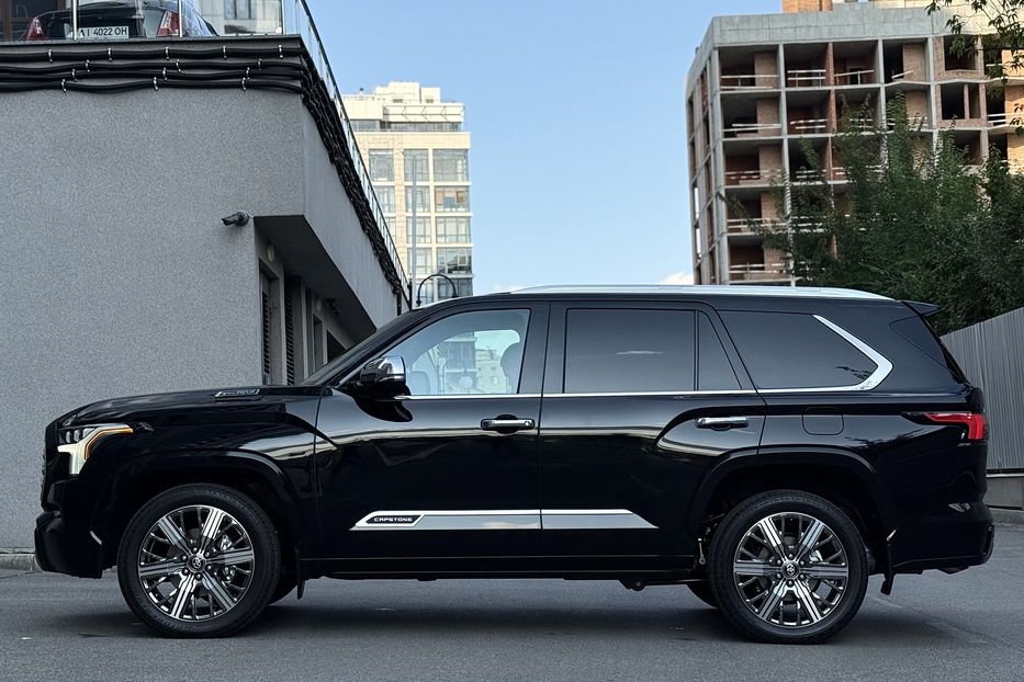 Продам Toyota Sequoia i-FORCE MAX ECT-i 2025 года в Киеве
