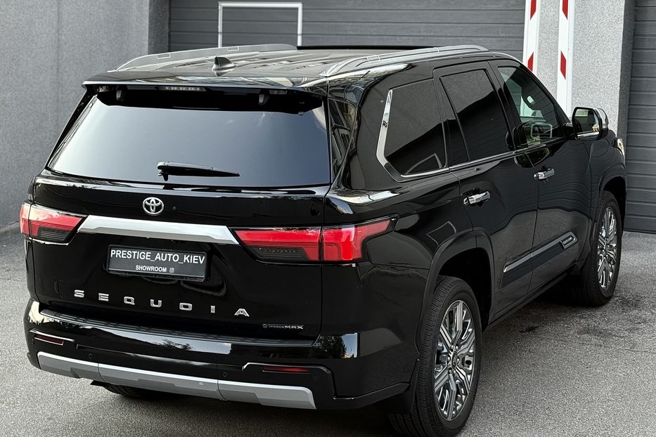 Продам Toyota Sequoia i-FORCE MAX ECT-i 2025 года в Киеве