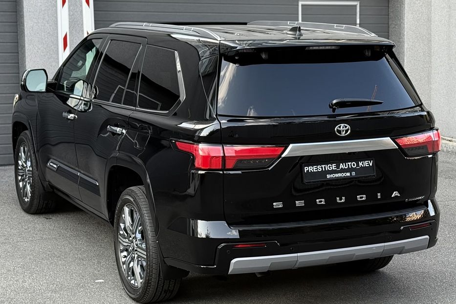 Продам Toyota Sequoia i-FORCE MAX ECT-i 2025 года в Киеве