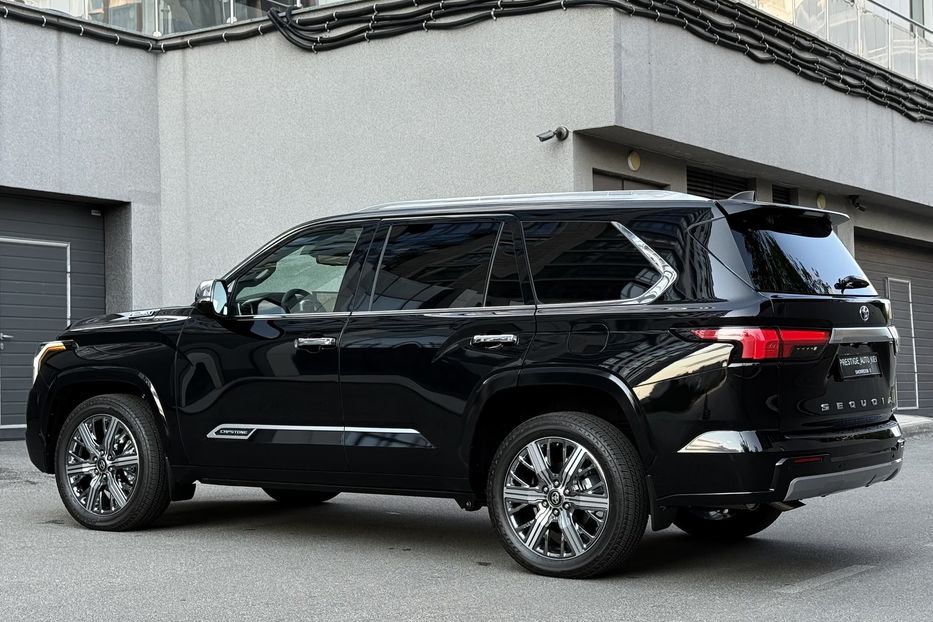 Продам Toyota Sequoia i-FORCE MAX ECT-i 2025 года в Киеве