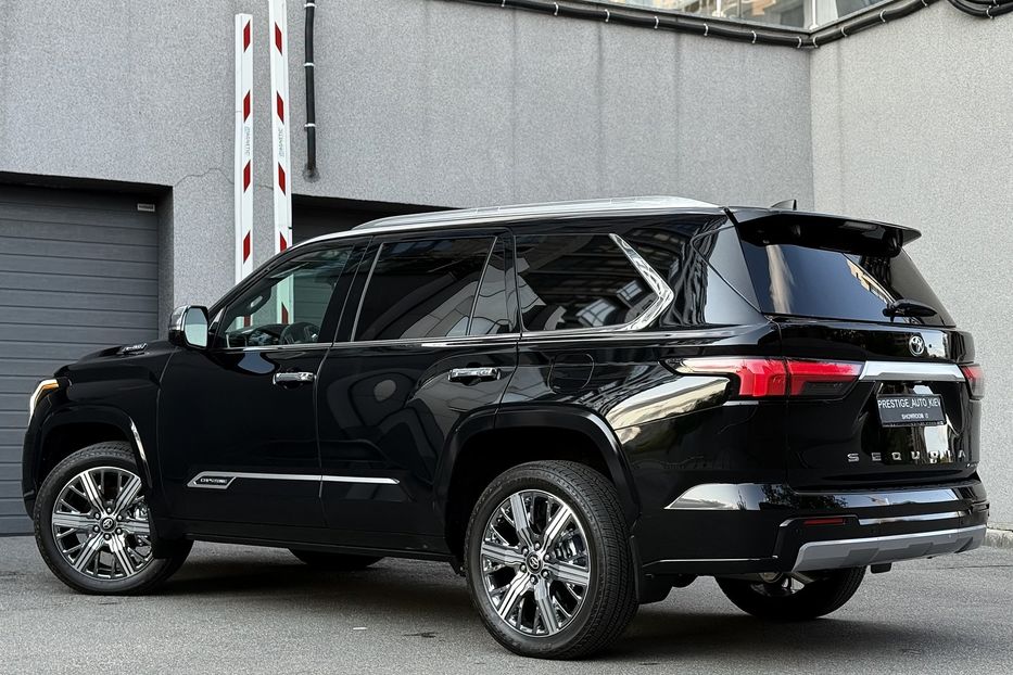 Продам Toyota Sequoia i-FORCE MAX ECT-i 2025 года в Киеве