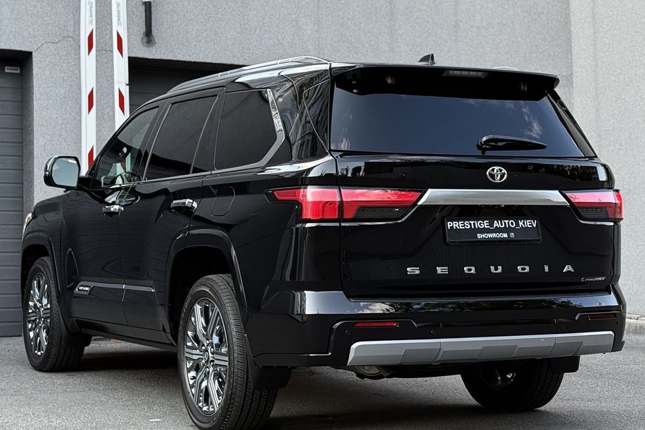Продам Toyota Sequoia i-FORCE MAX ECT-i 2025 года в Киеве