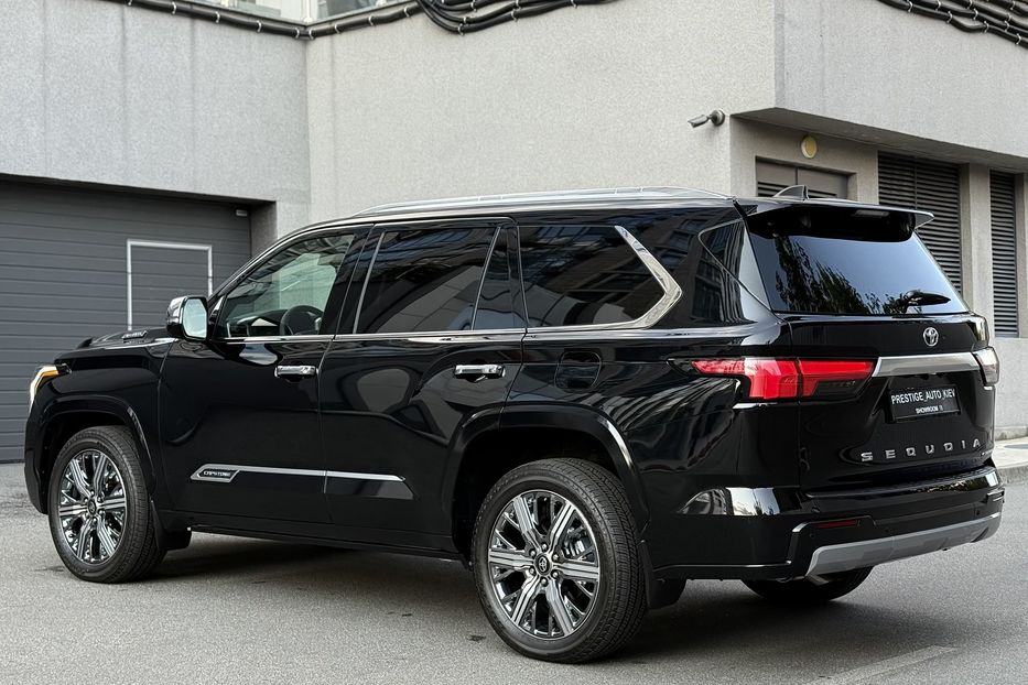 Продам Toyota Sequoia i-FORCE MAX ECT-i 2025 года в Киеве