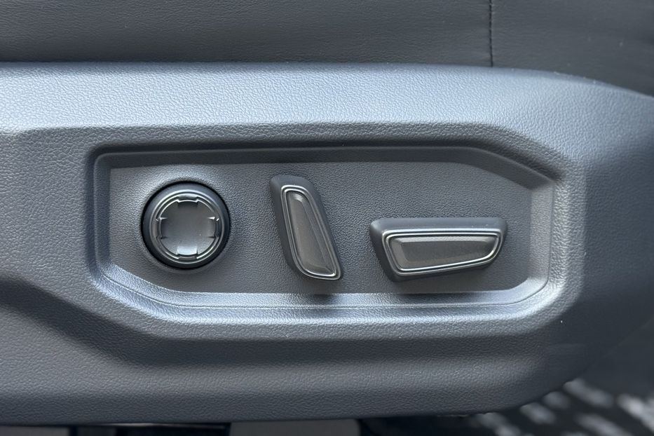 Продам Toyota Sequoia i-FORCE MAX ECT-i 2025 года в Киеве