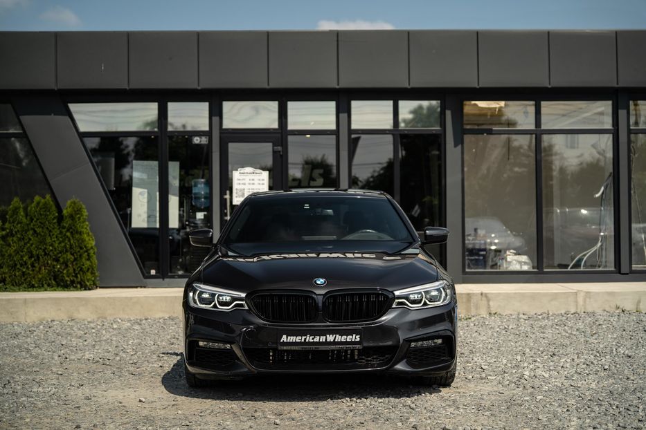 Продам BMW 530 XI 2018 года в Черновцах