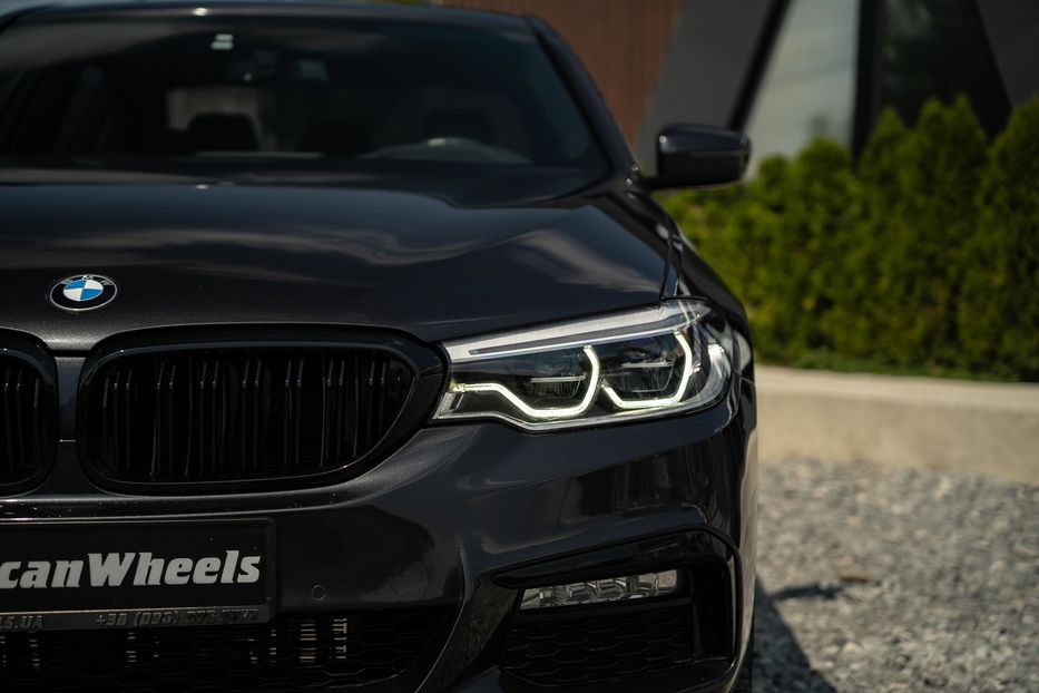 Продам BMW 530 XI 2018 года в Черновцах