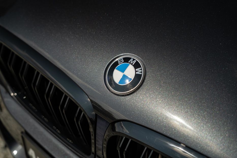 Продам BMW 530 XI 2018 года в Черновцах
