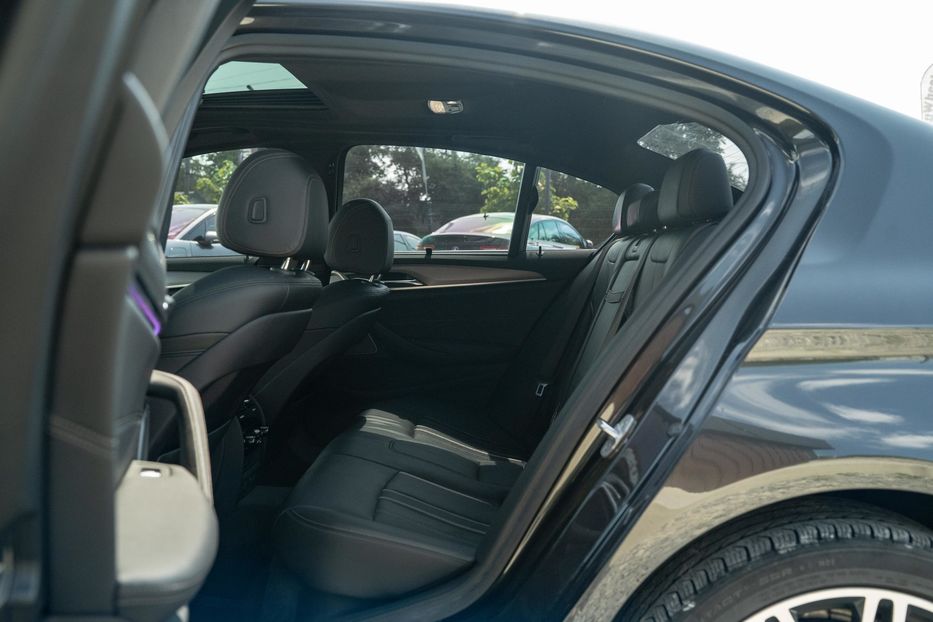 Продам BMW 530 XI 2018 года в Черновцах