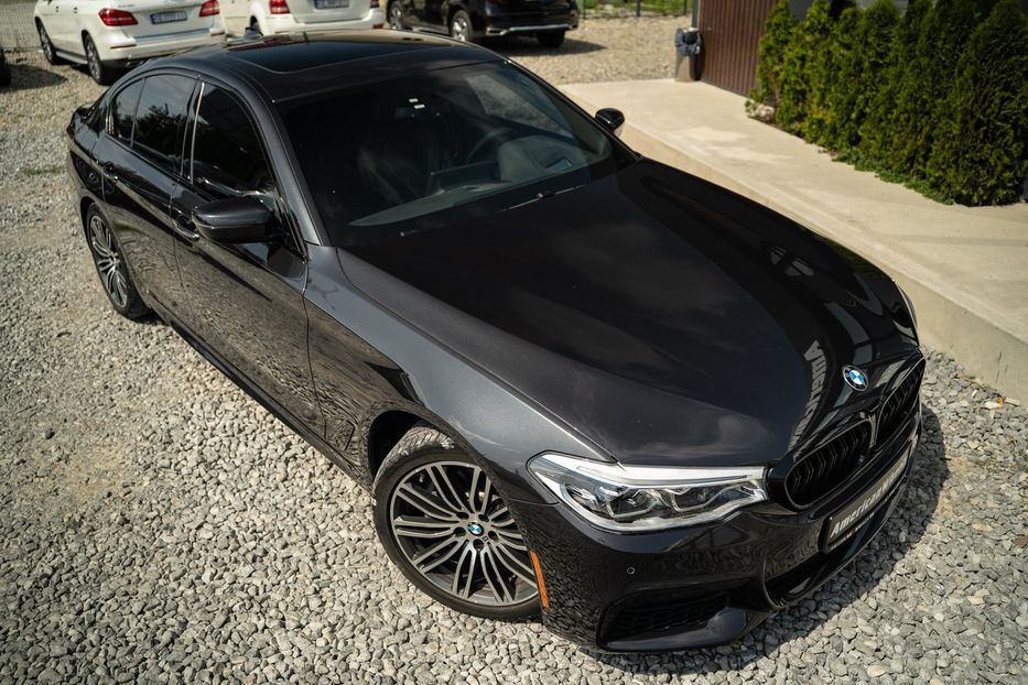 Продам BMW 530 XI 2018 года в Черновцах