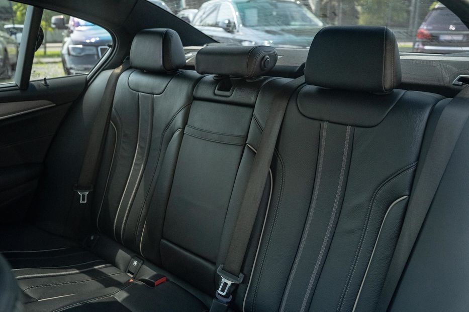 Продам BMW 530 XI 2018 года в Черновцах