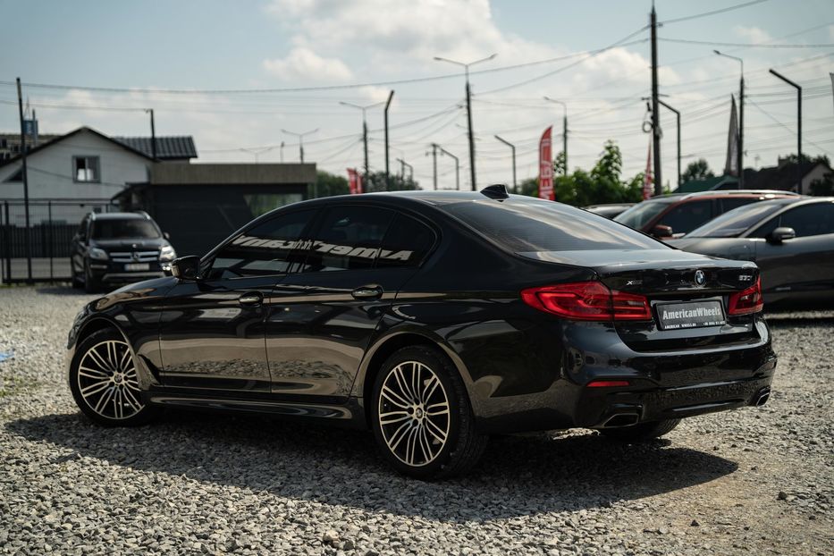 Продам BMW 530 XI 2018 года в Черновцах