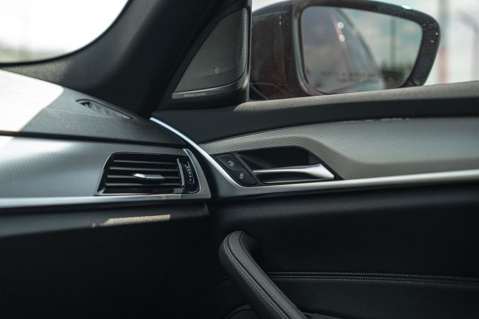 Продам BMW 530 XI 2018 года в Черновцах