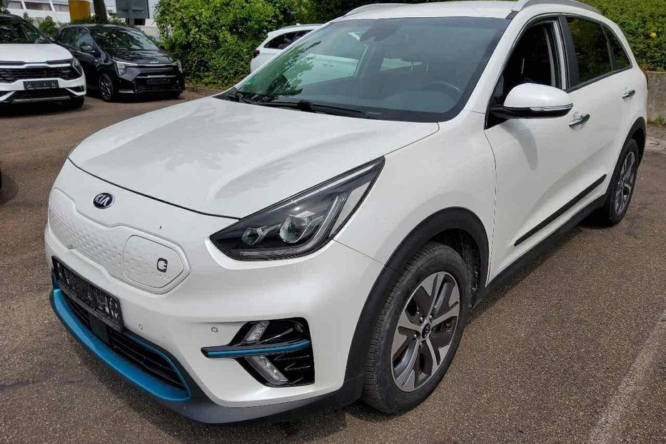 Продам Kia Niro 64квт авто в дорозі 2020 года в Львове