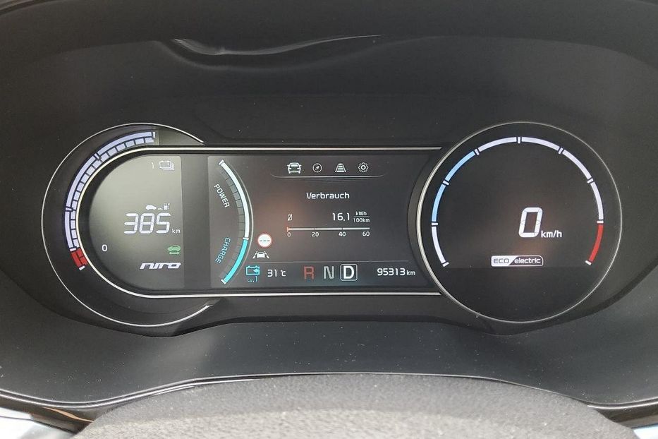 Продам Kia Niro 64квт авто в дорозі 2020 года в Львове