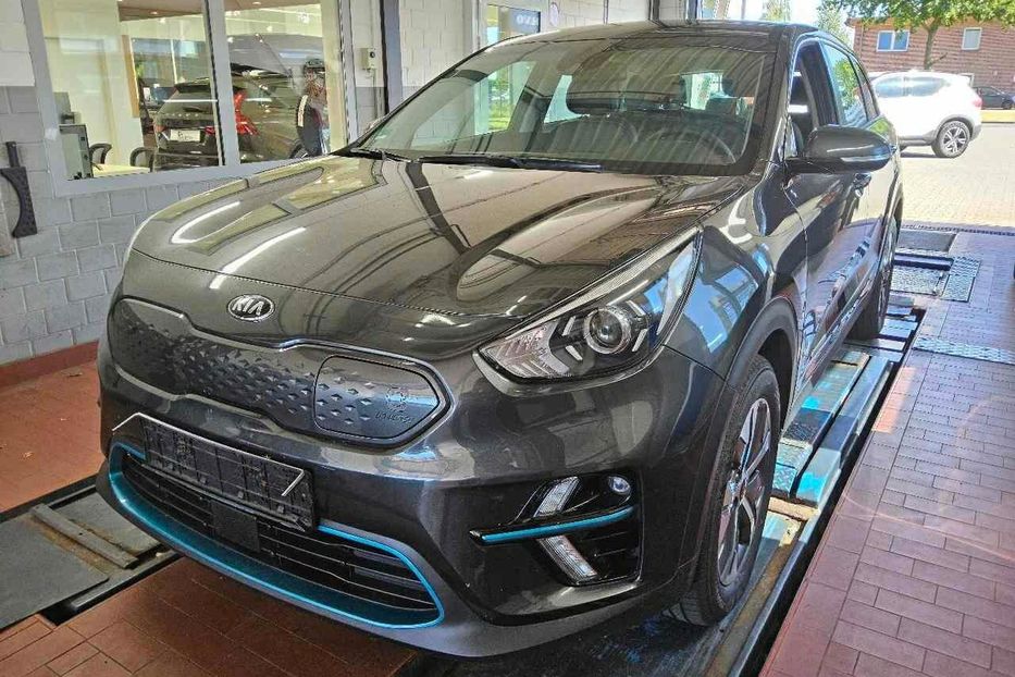 Продам Kia Niro 64квт 2021 года в Львове
