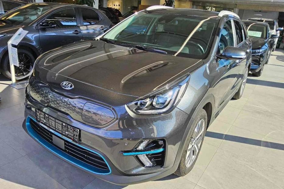 Продам Kia Niro 64квт авто в дорозі 2021 года в Львове