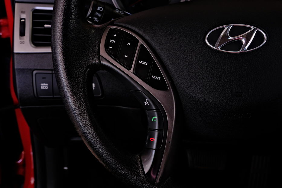 Продам Hyundai Elantra Coupe 2013 года в Одессе