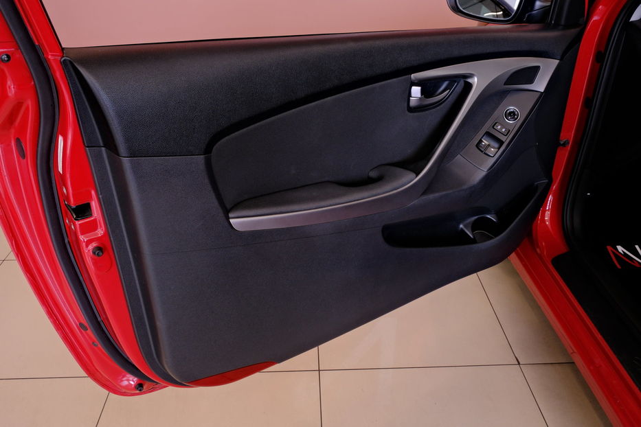 Продам Hyundai Elantra Coupe 2013 года в Одессе