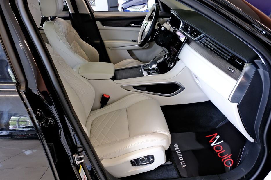 Продам Jaguar F-Pace 2022 года в Одессе