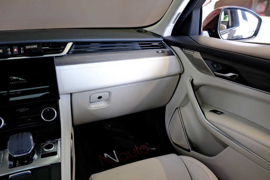 Продам Jaguar F-Pace 2022 года в Одессе