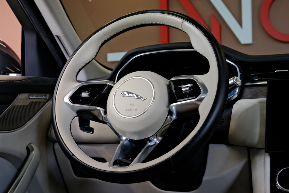 Продам Jaguar F-Pace 2022 года в Одессе