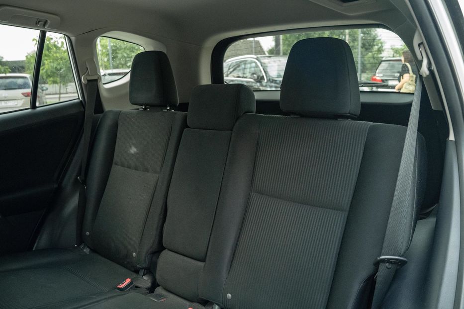 Продам Toyota Rav 4 Le 2015 года в Черновцах